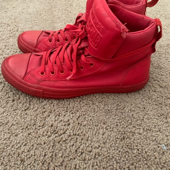 Red Converse - Picture 2 of 3